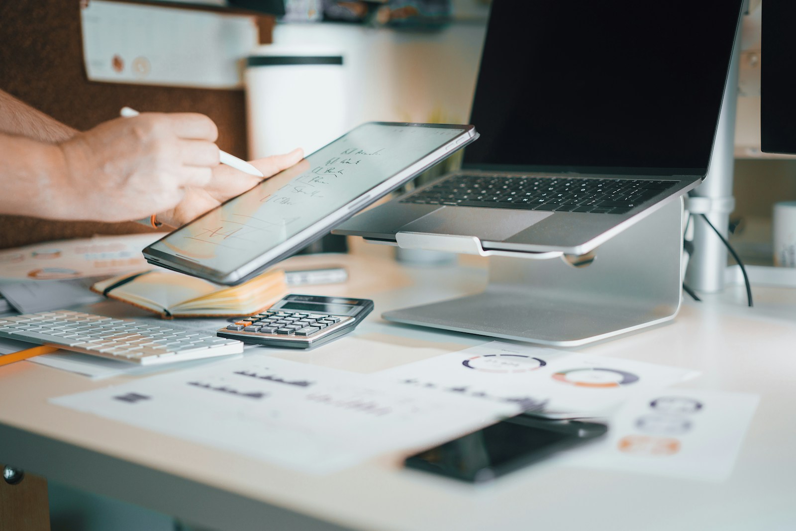 Capital Gains Tax in the UK: A Simple Guide for Individuals